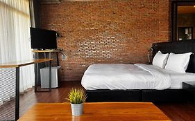 Bed Loft Cafe