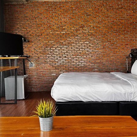 Bed Loft Cafe Hotel Khon Kaen Luaran gambar