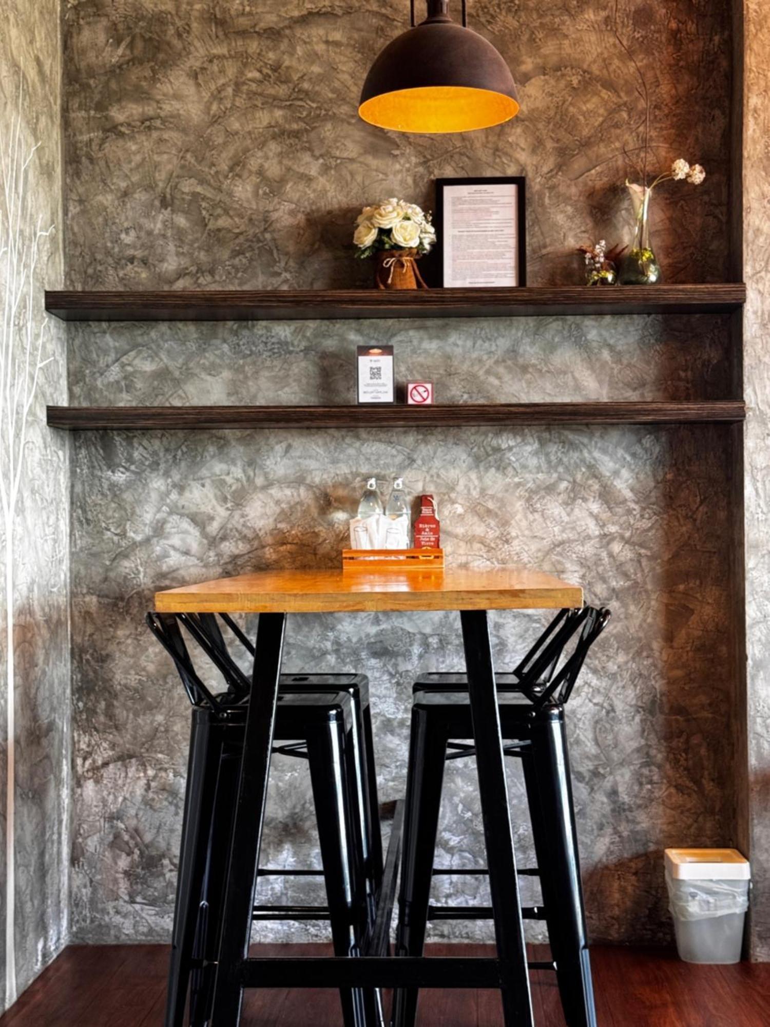 Bed Loft Cafe Hotel Khon Kaen Luaran gambar